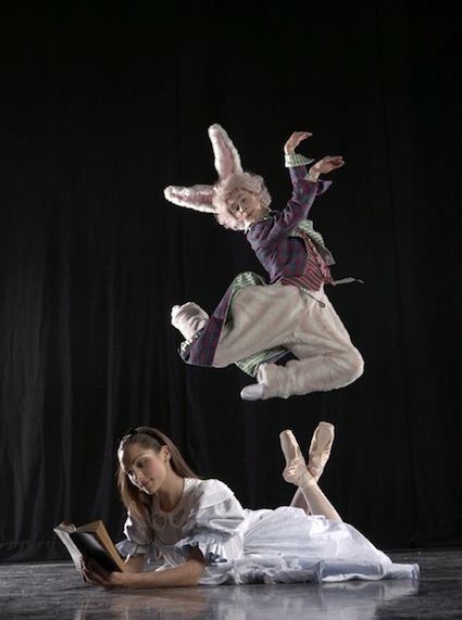 BalletMet in Alice in Wonderland